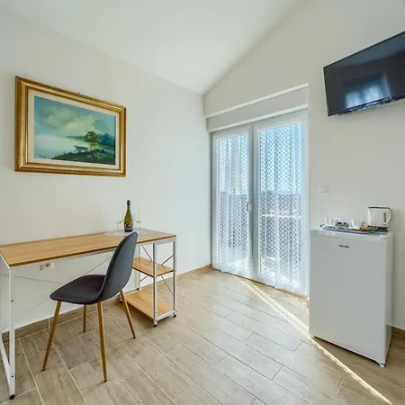 Mirena Gæstehus Kožino